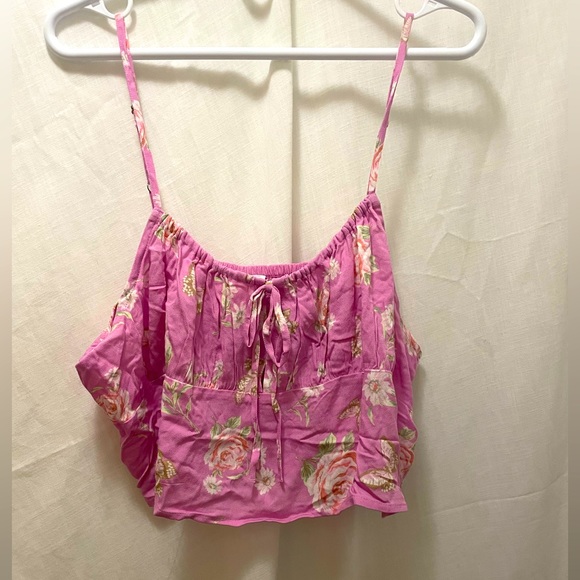 Womens 2X cropped tank top. Purple floral print - Picture 1 of 7